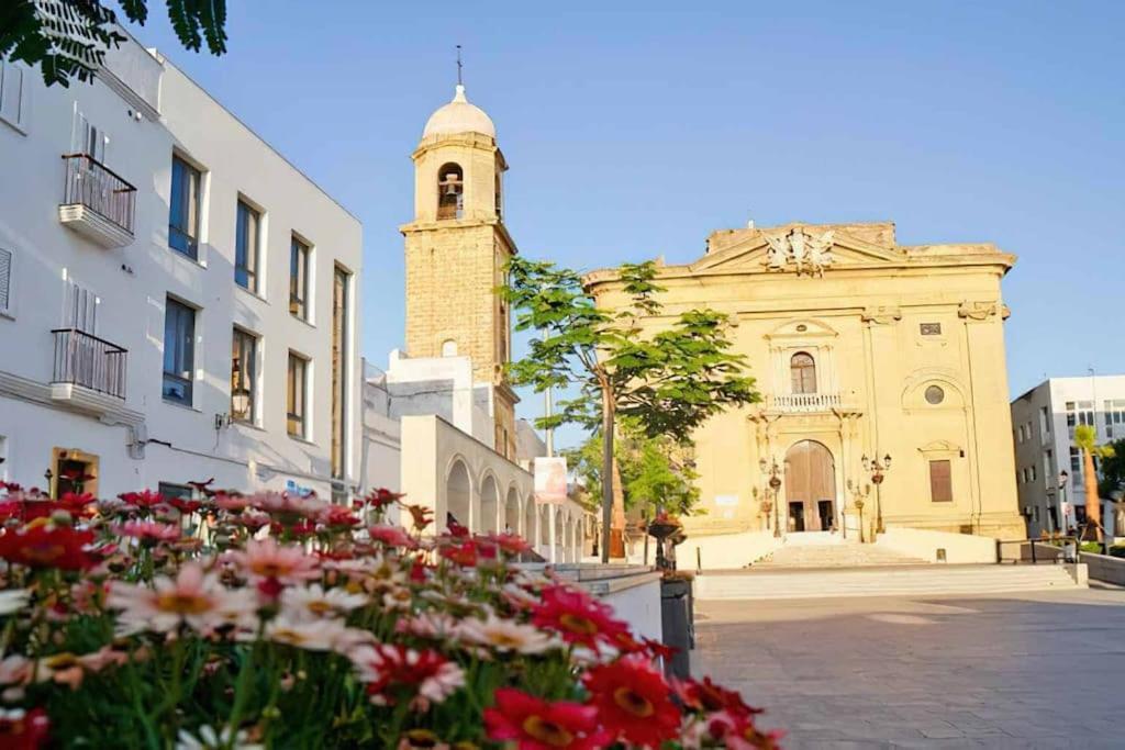 Enjoy The Historic Center Of Chiclana By C. Dreams Apartman Chiclana de la Frontera Kültér fotó